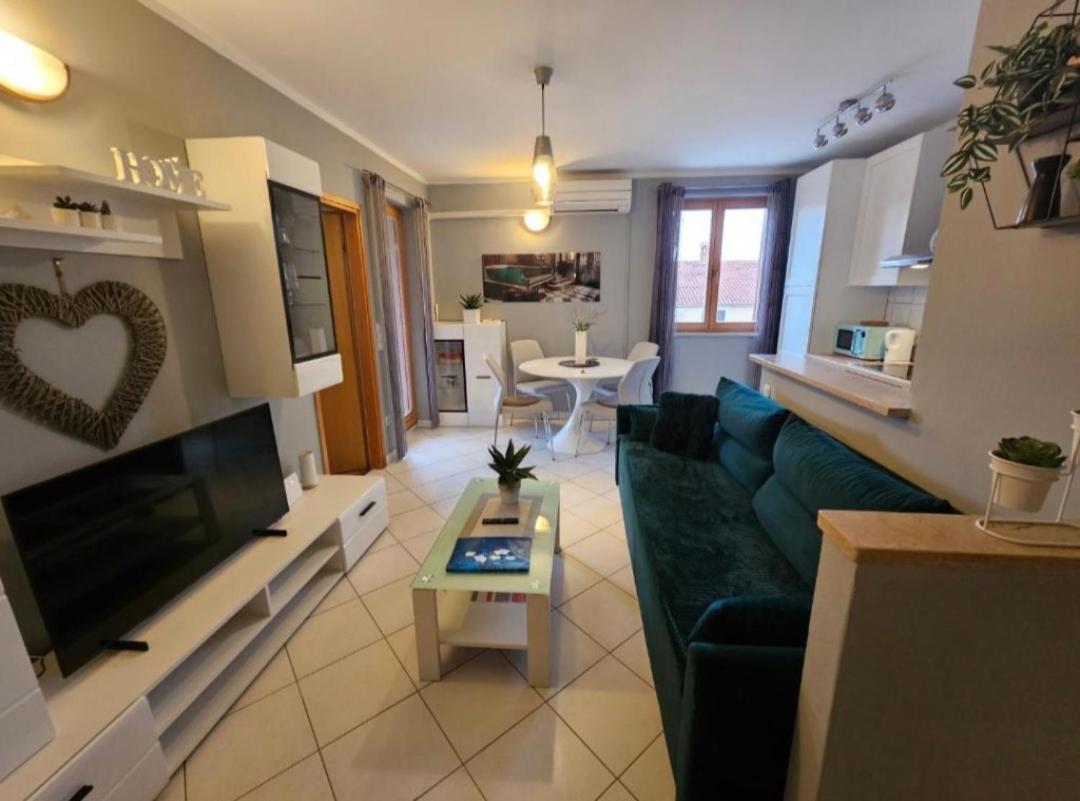 Apartment Gloria Ровінь Екстер'єр фото